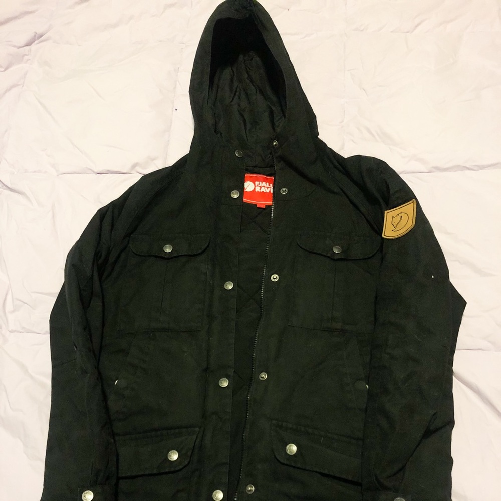 Fjallraven Greenland women’s 6 pocket jacket!